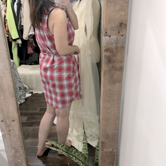 Universal Thread Red Plaid Sleeveless Shirt Dress with pockets size large - Picture 3 of 5